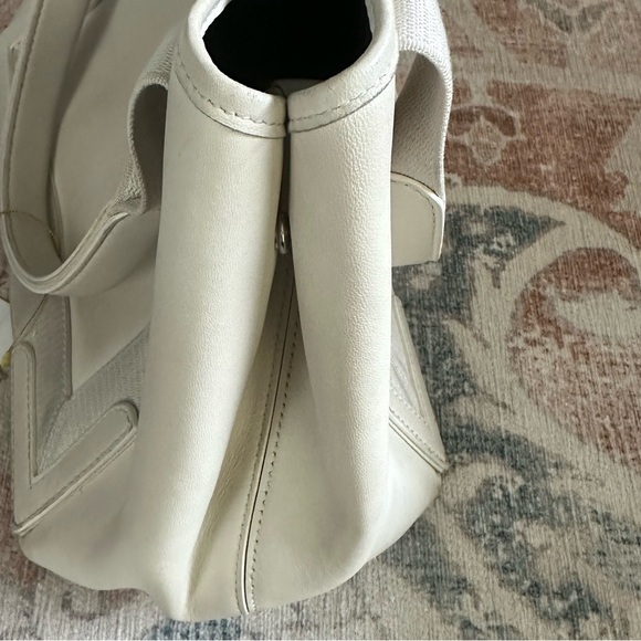 Balenciaga White Leather Tote - Picture 5 of 11